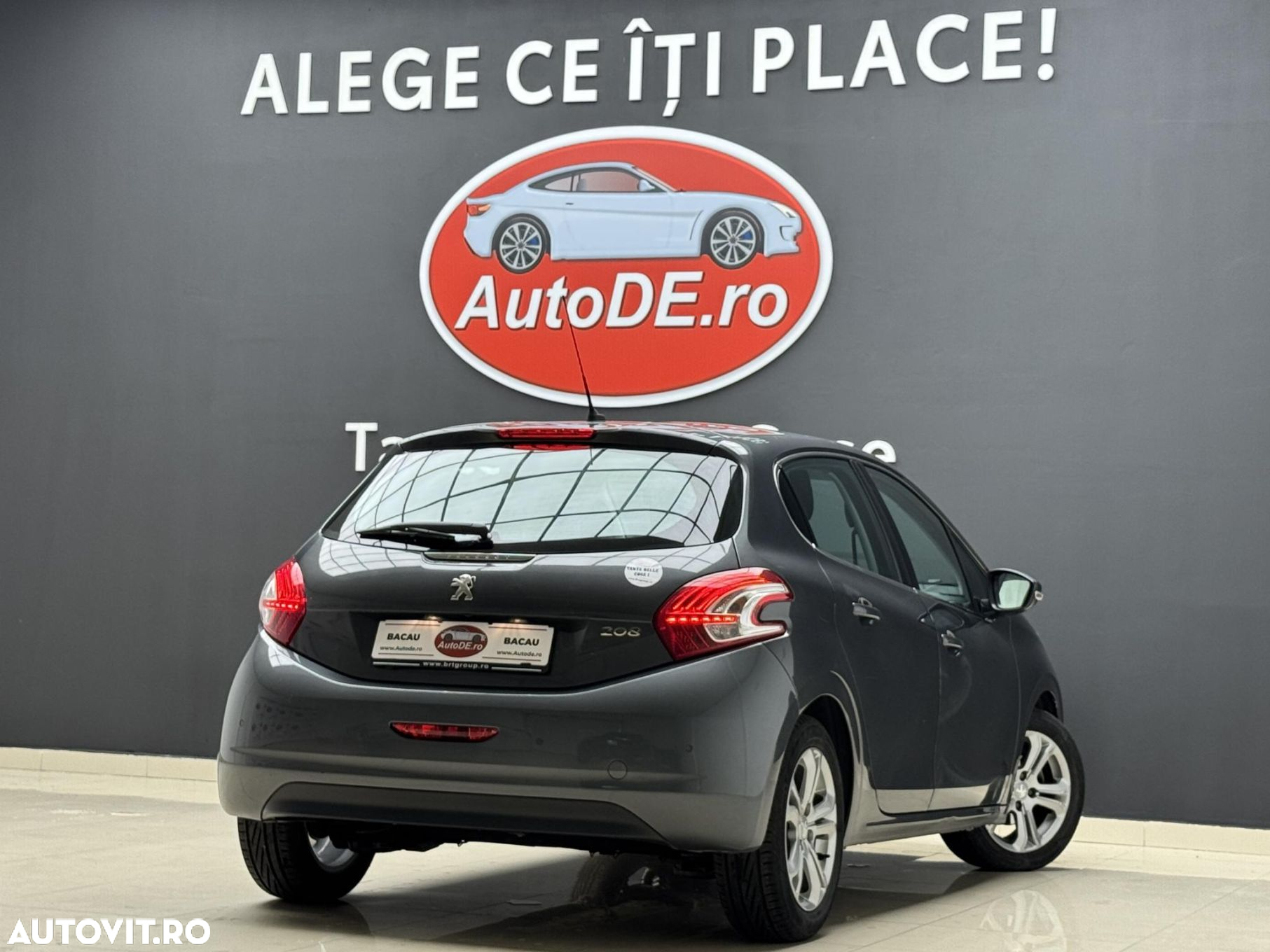 Peugeot 208 - 4