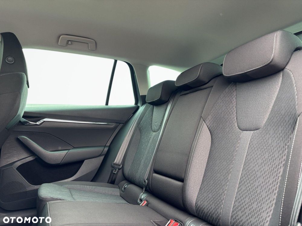Skoda Octavia 2.0 TDI Style DSG - 18