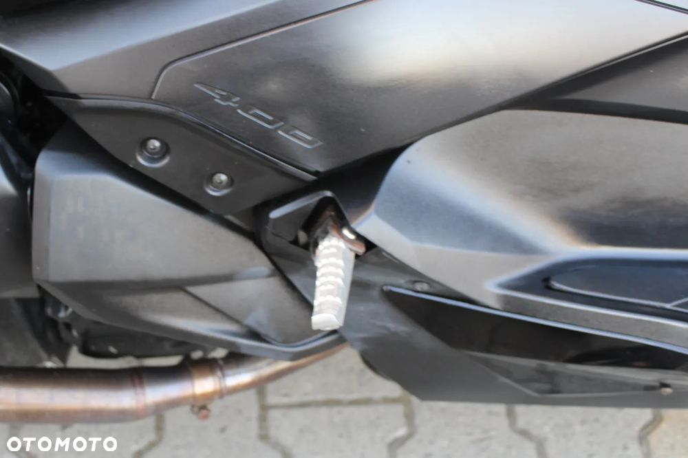 Yamaha X-max - 14