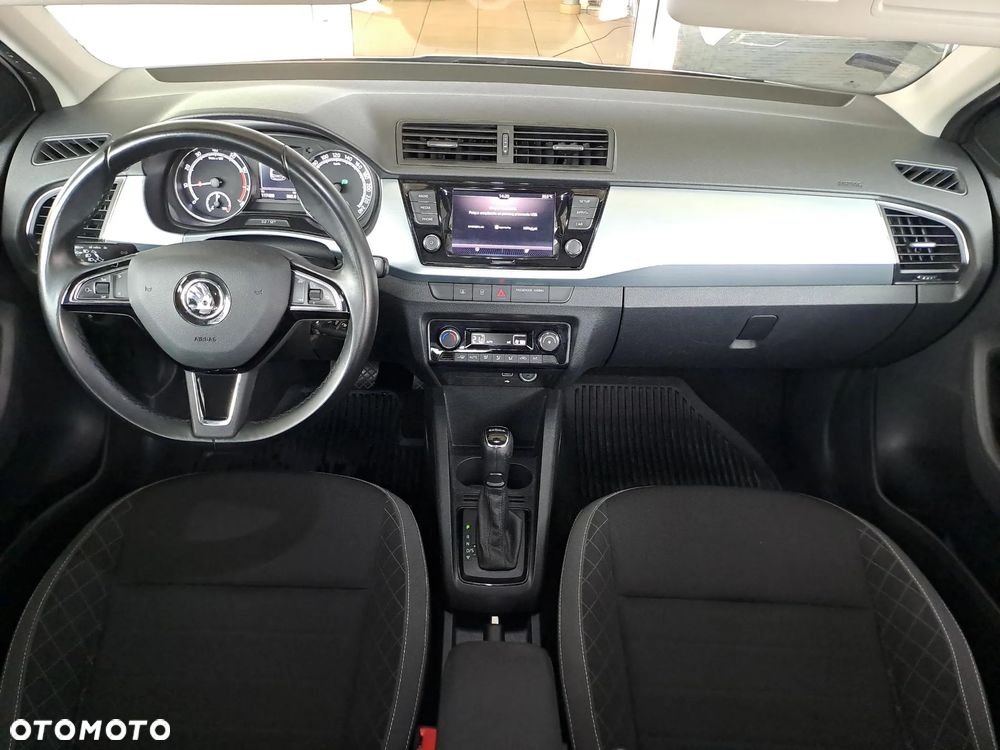 Skoda Fabia 1.0 TSI Ambition DSG - 9