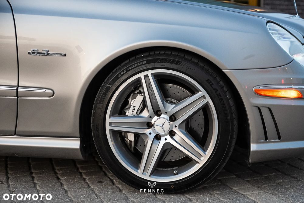 Mercedes-Benz Klasa E 63 AMG - 18