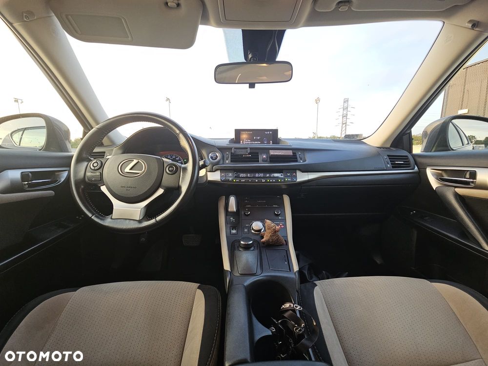 Lexus CT 200h Elegance - 11