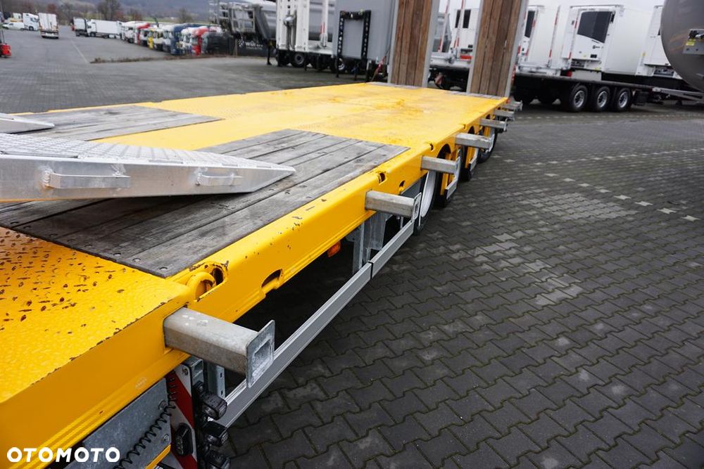 Bodex / NISKOPODWOZIOWA / 4 OSIE / NAJAZDY / 2 X OŚ SKRĘTNA / DMC 65 000 KG / JAK NOWA - 18