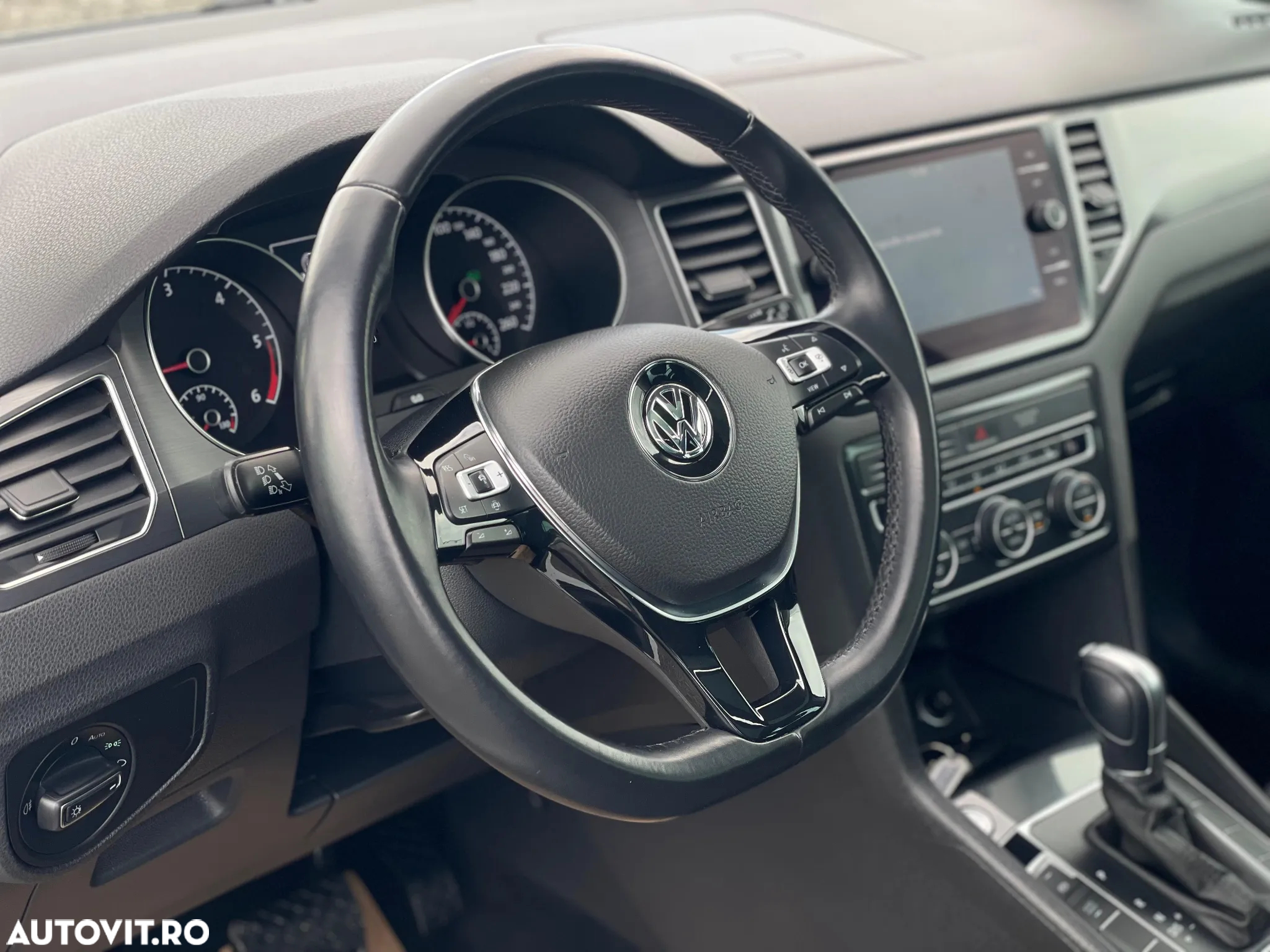 Volkswagen Golf Sportsvan 1.6 TDI (BlueMotion Technology) DSG Comfortline - 12