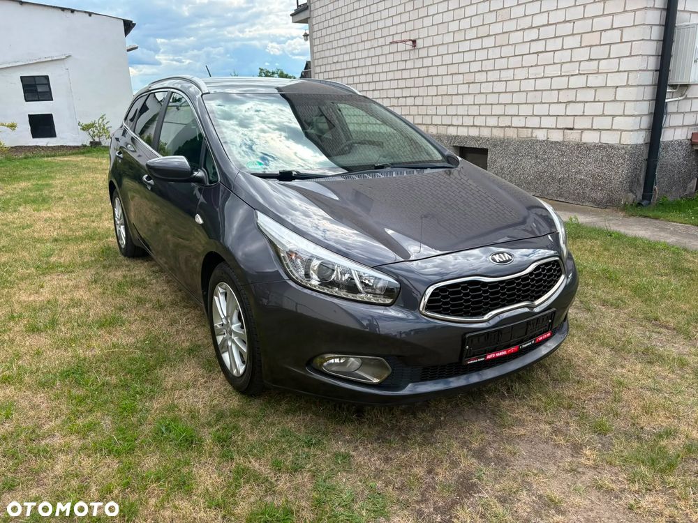 Kia Ceed 1.6 CRDi 128 Vision - 1