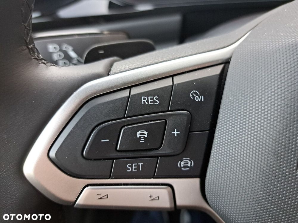 Volkswagen T-Roc 1.5 TSI Style DSG - 21