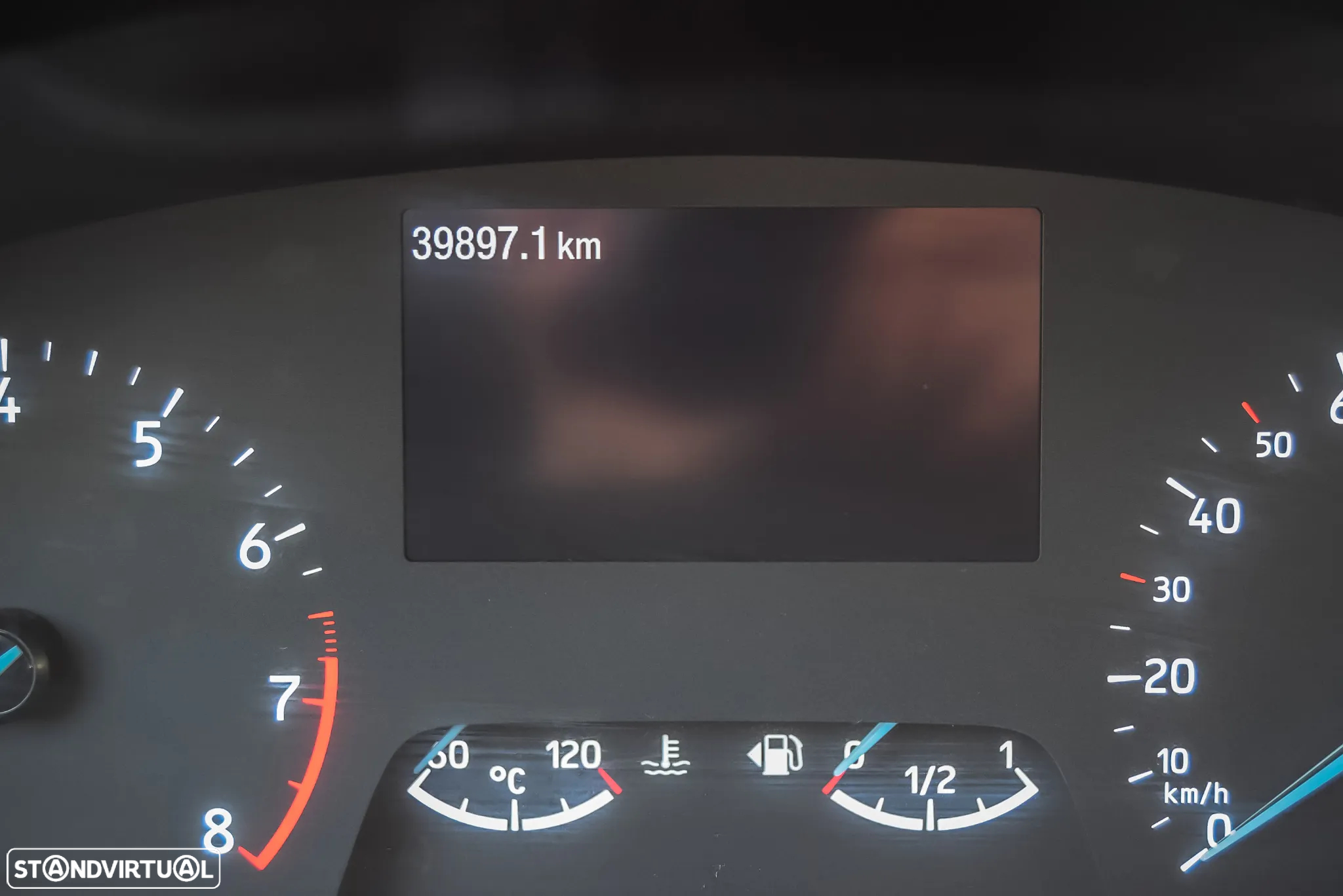 Ford Fiesta 1.0 EcoBoost ST-Line - 27