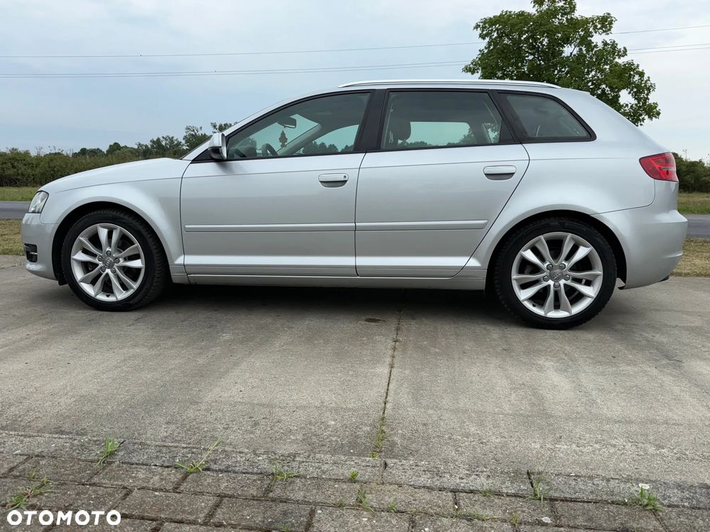 Audi A3 Sportback - 11