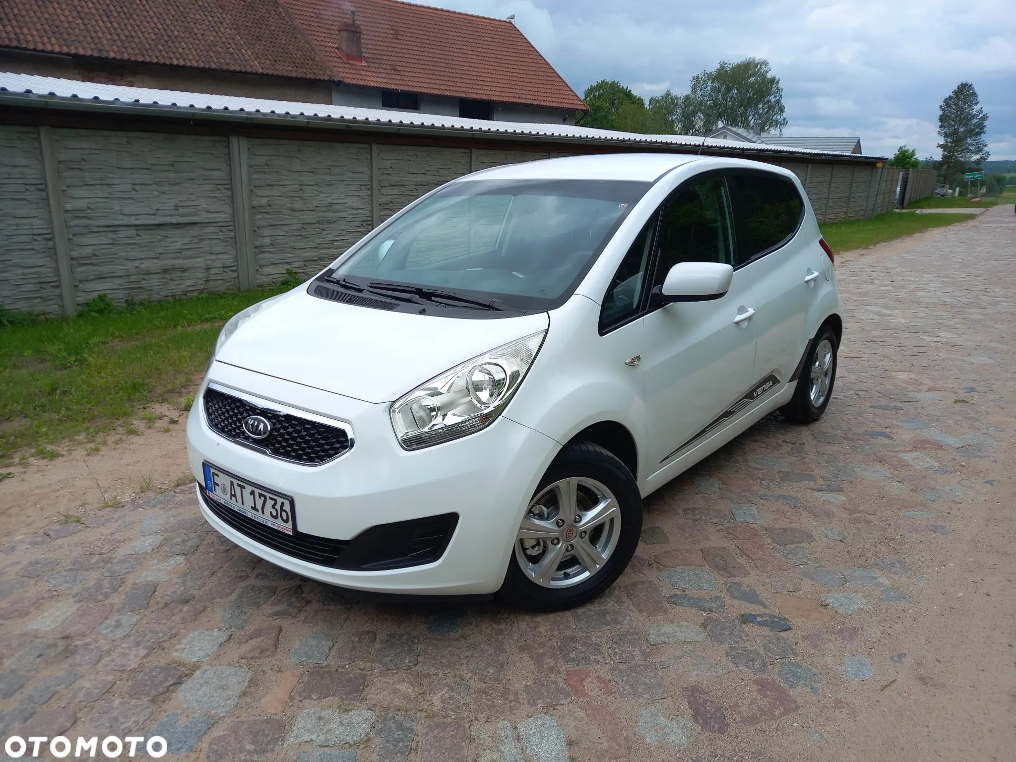Kia Venga 1.4 Business Line - 1