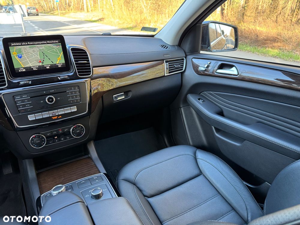 Mercedes-Benz GLE 350 d 4-Matic - 12