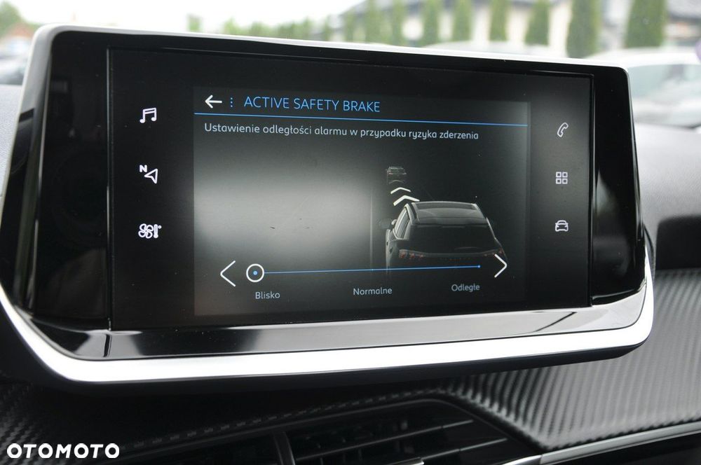 Peugeot 2008 1.2 PureTech Active S&S - 23