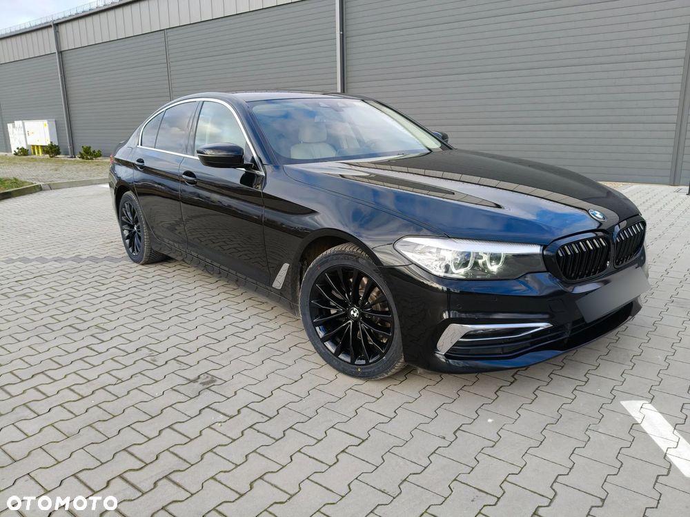 BMW Seria 5 520d xDrive Luxury Line sport - 13