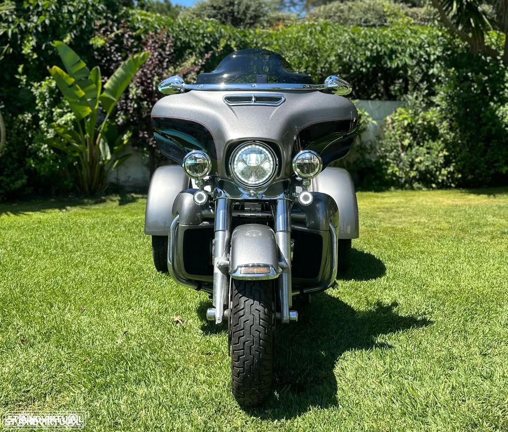 Harley-Davidson FLHTCU - 6