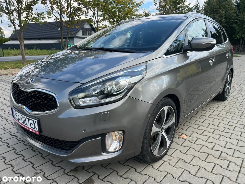 Kia Carens 1.7 CRDi XL 7os - 36