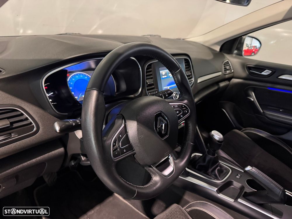 Renault Mégane Sport Tourer 1.5 dCi Intens - 40