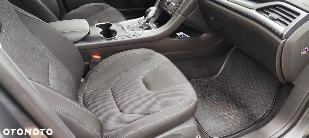 Ford Mondeo 2.0 TDCi Titanium PowerShift - 19