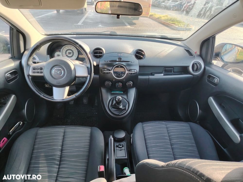 Mazda 2 1.3i TE Plus - 1