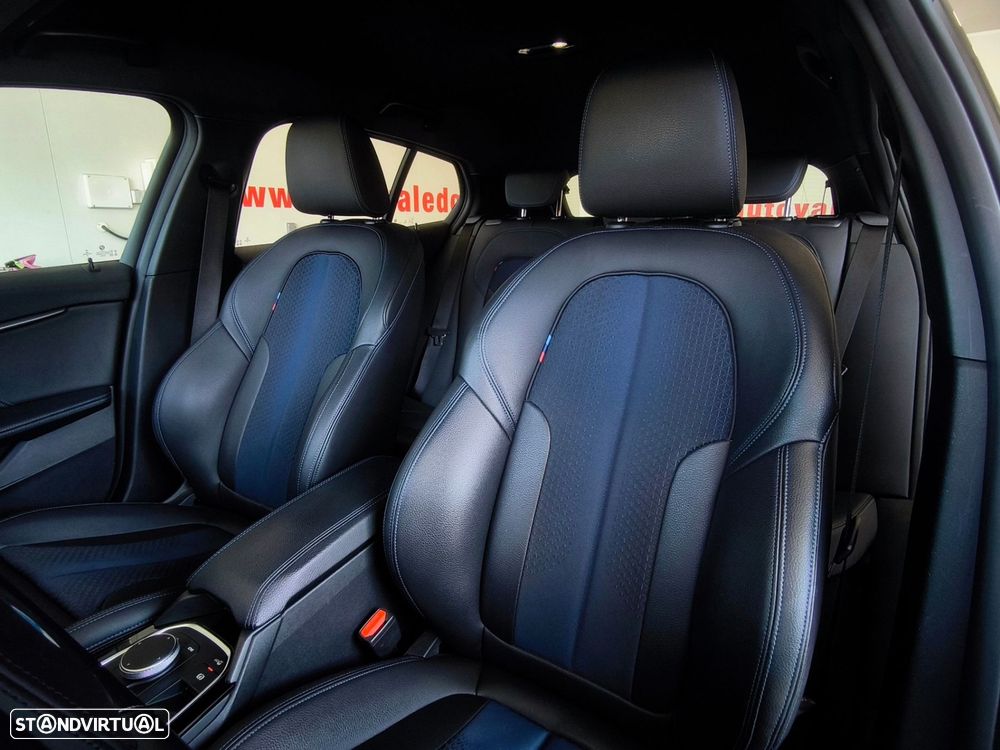 BMW 116 d Pack Desportivo M - 8