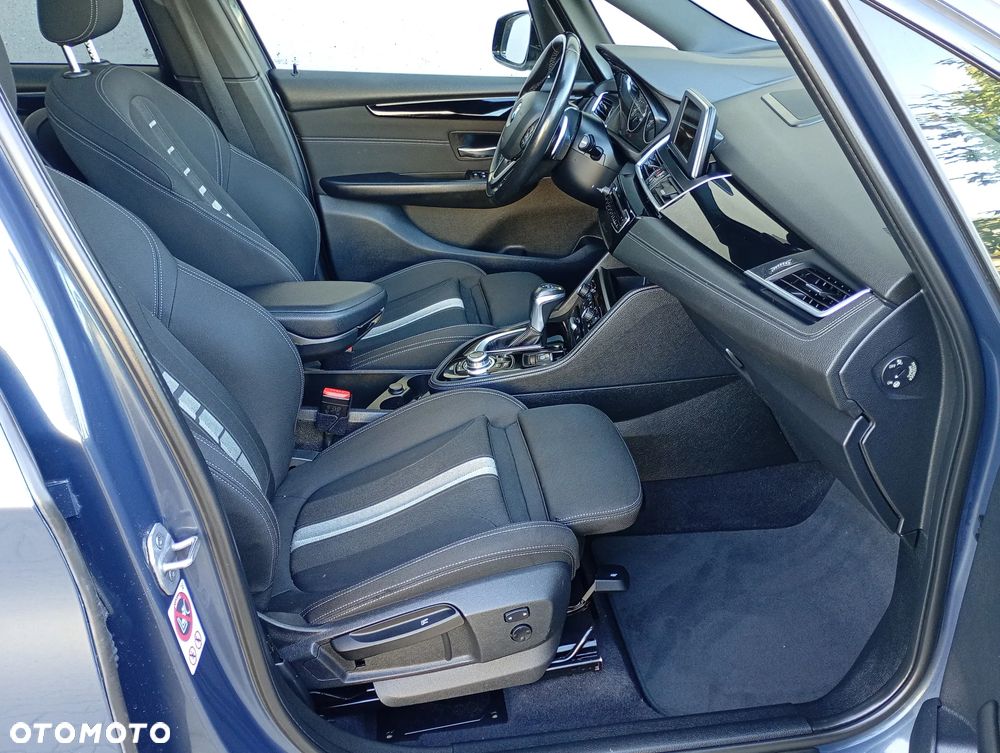 BMW Seria 2 218d Sport Line - 21