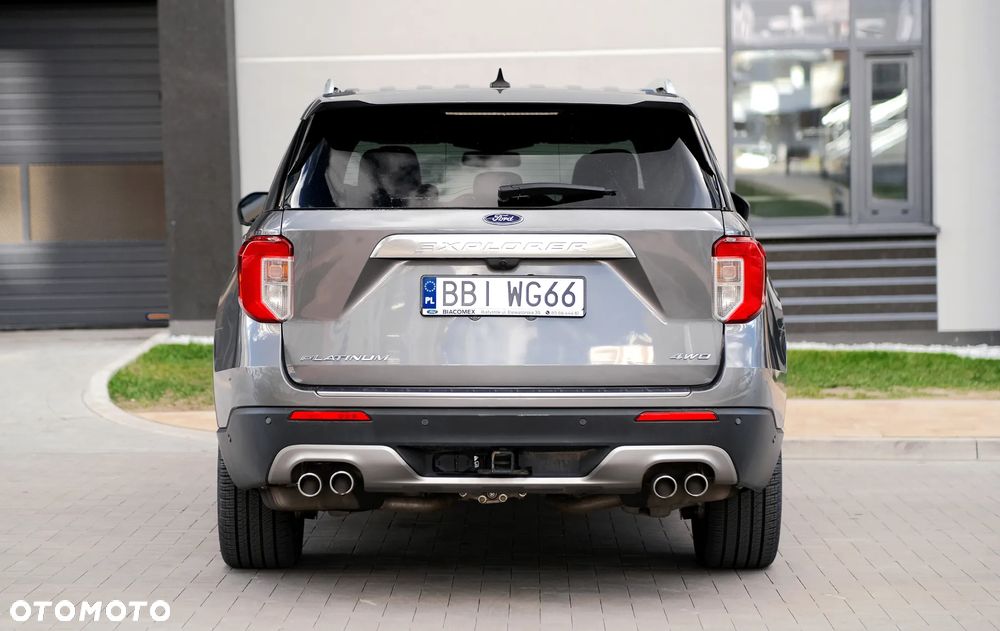 Ford Explorer - 25