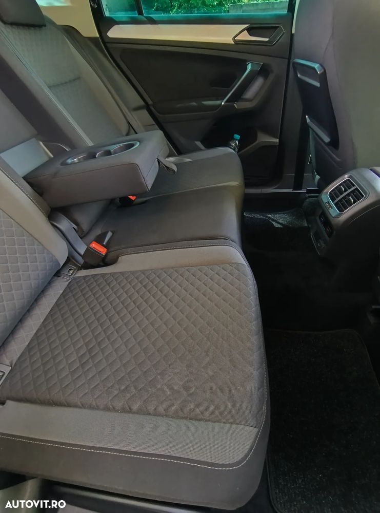 Volkswagen Tiguan 2.0 TDI SCR 4MOTION (BlueMotion Techn.) DSG Comfortline - 33