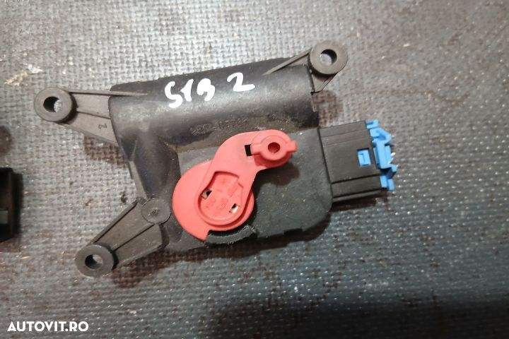 Motoras clapeta aeroterma mijloc dreapta 0132801306 8E2820511A 013280 - 4