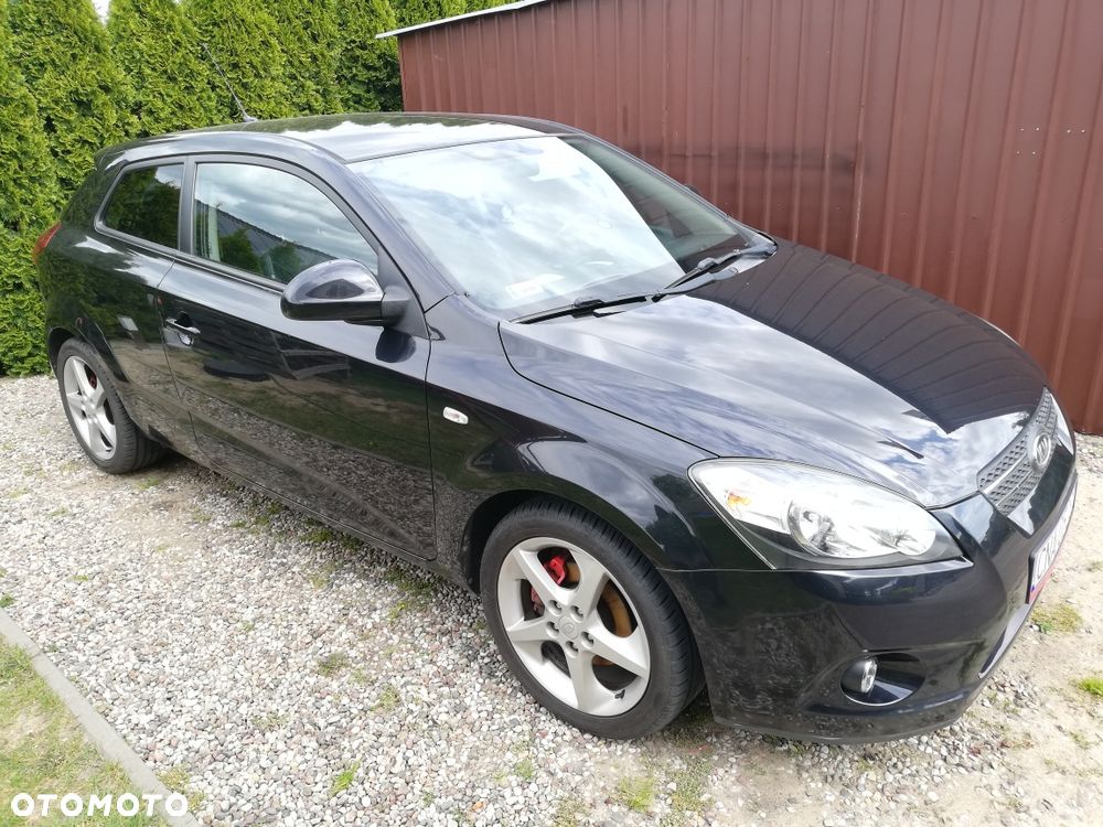 Kia Ceed 2008 photo 2