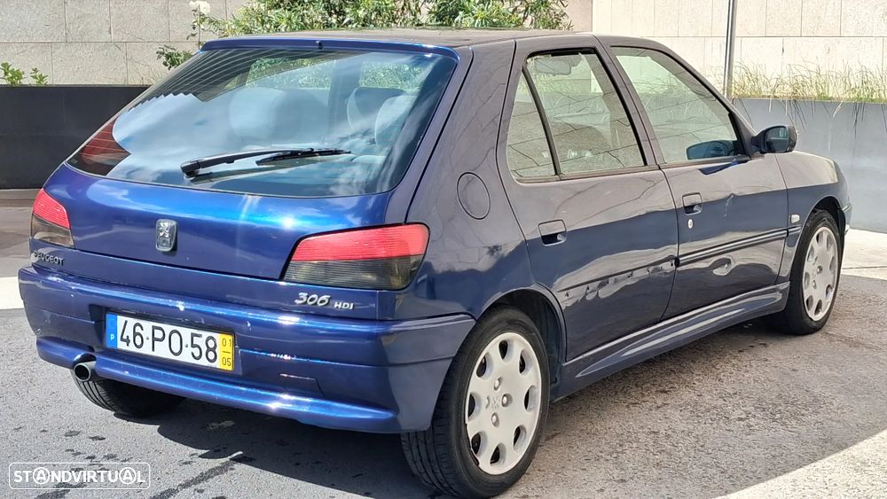 Peugeot 306 2.0 HDi Iceland - 10