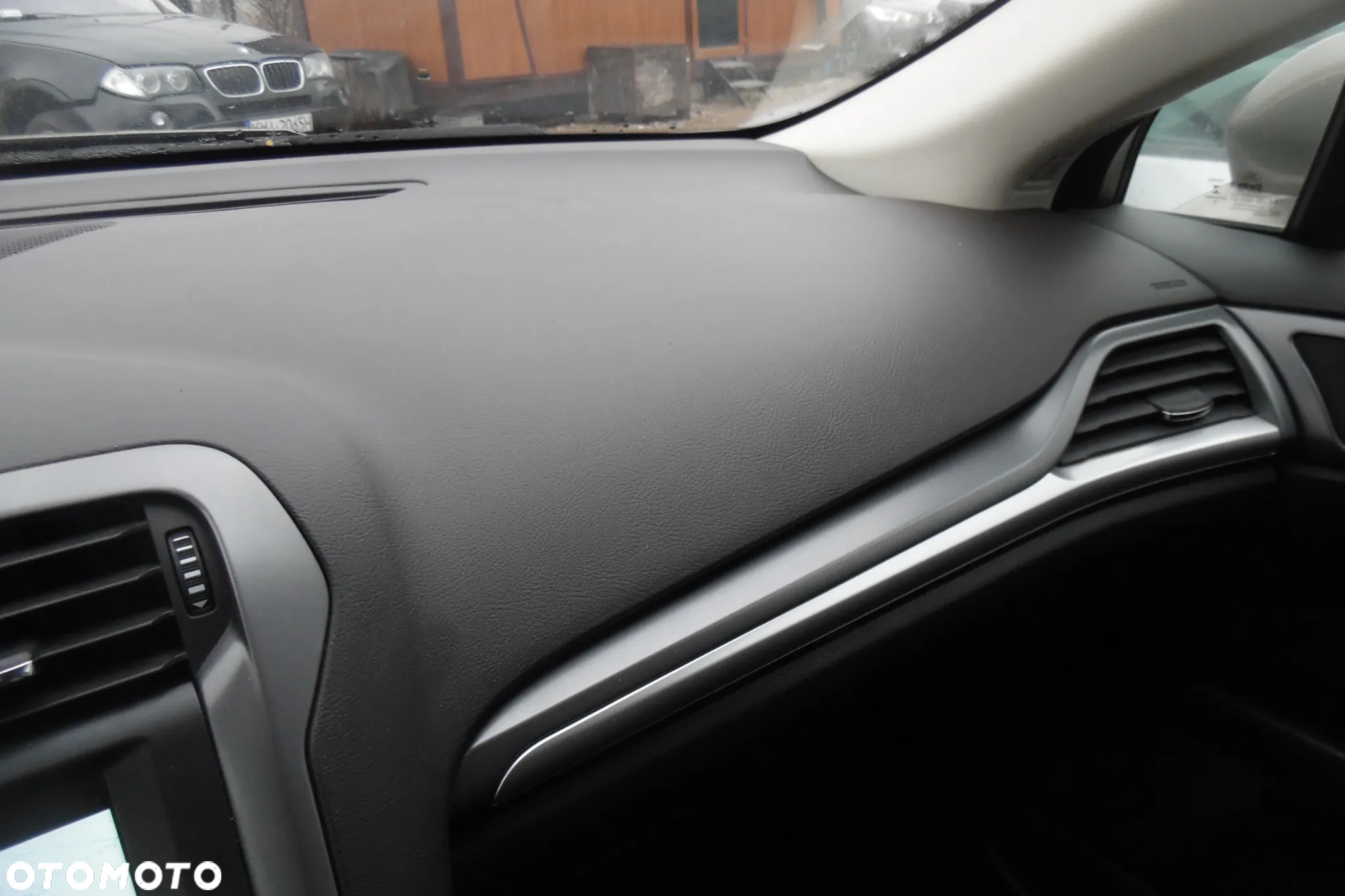 Ford Mondeo - 19