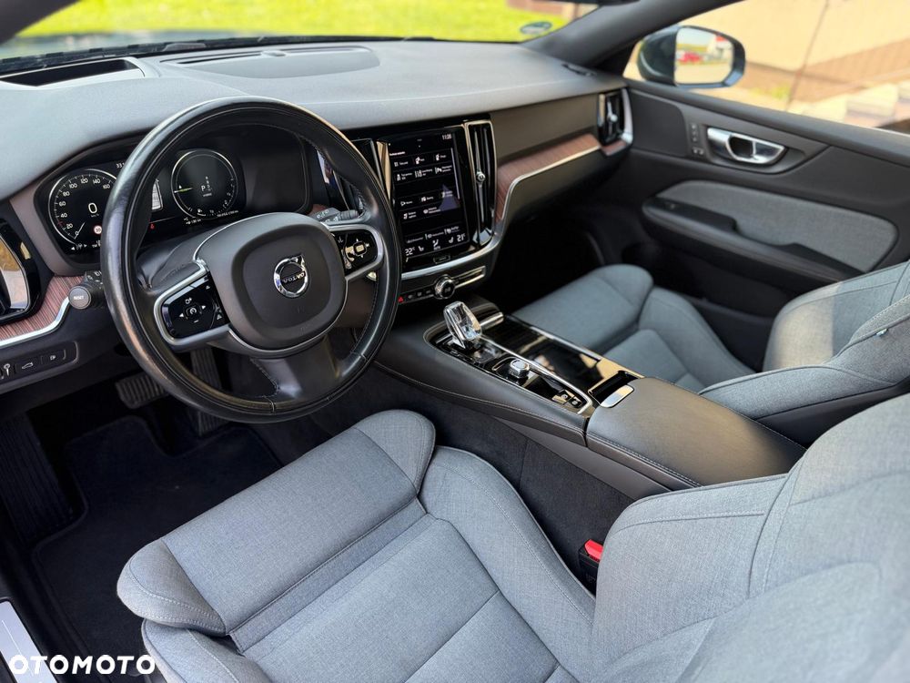 Volvo V60 T6 AWD Recharge Geartronic Inscription - 22