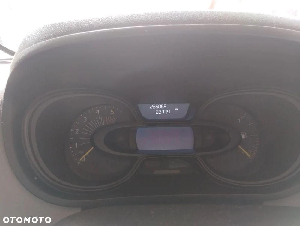 Renault Trafic - 6