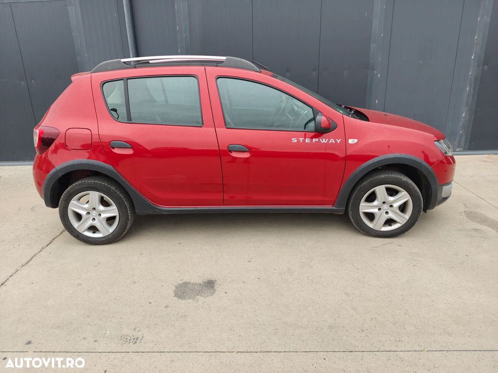 Dacia Sandero - 6