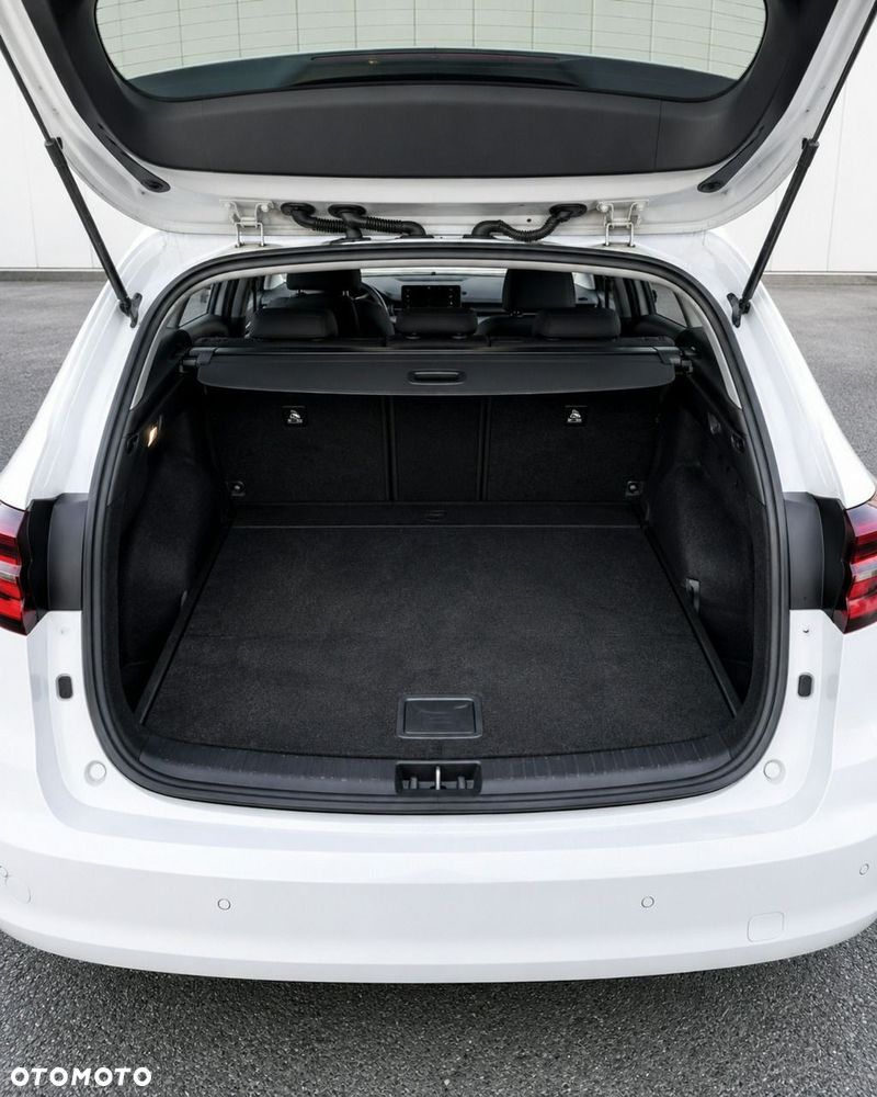 Toyota Corolla 1.8 Hybrid Comfort - 11