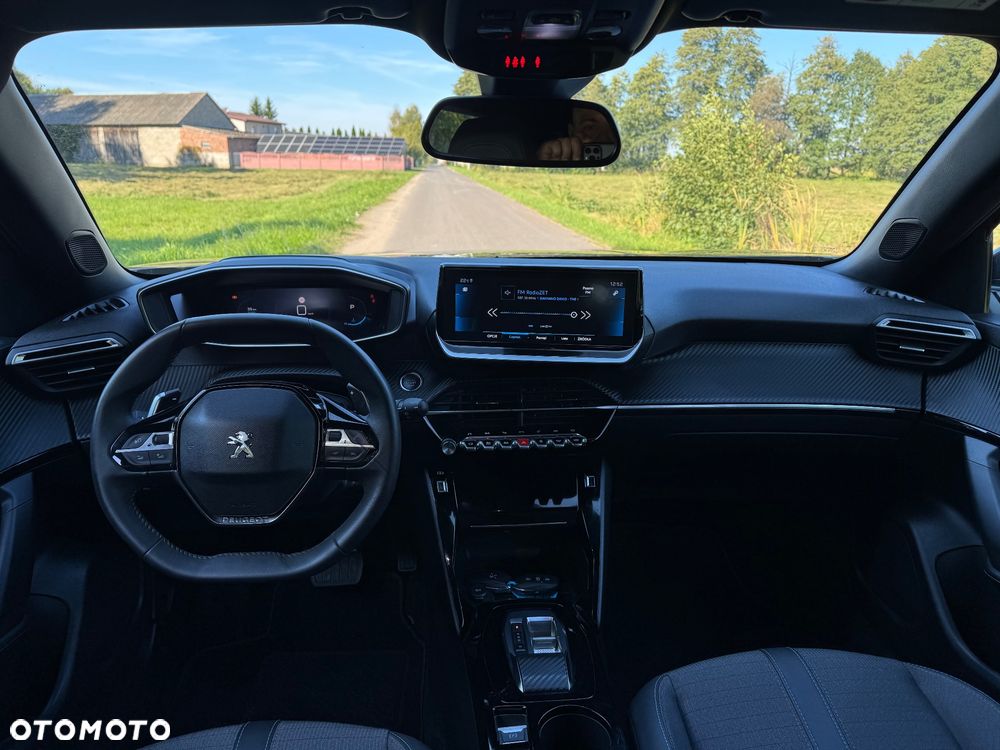 Peugeot 2008 PureTech 130 EAT8 Allure - 8