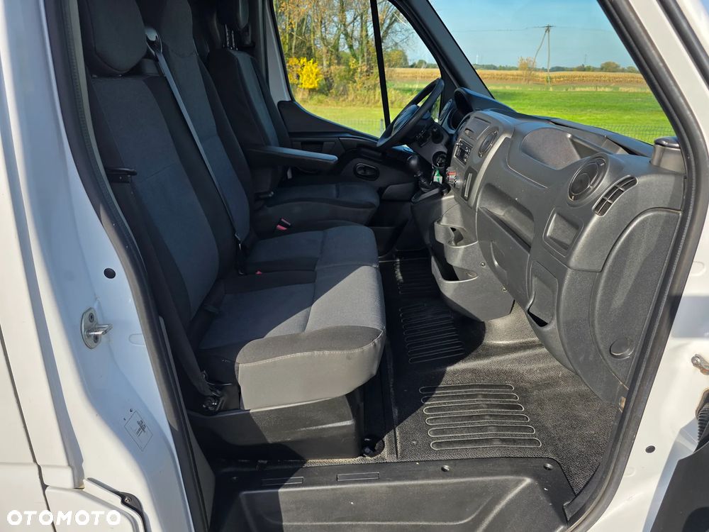 Renault Master - 18