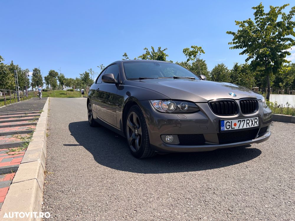 BMW Seria 3 320i Aut. - 1