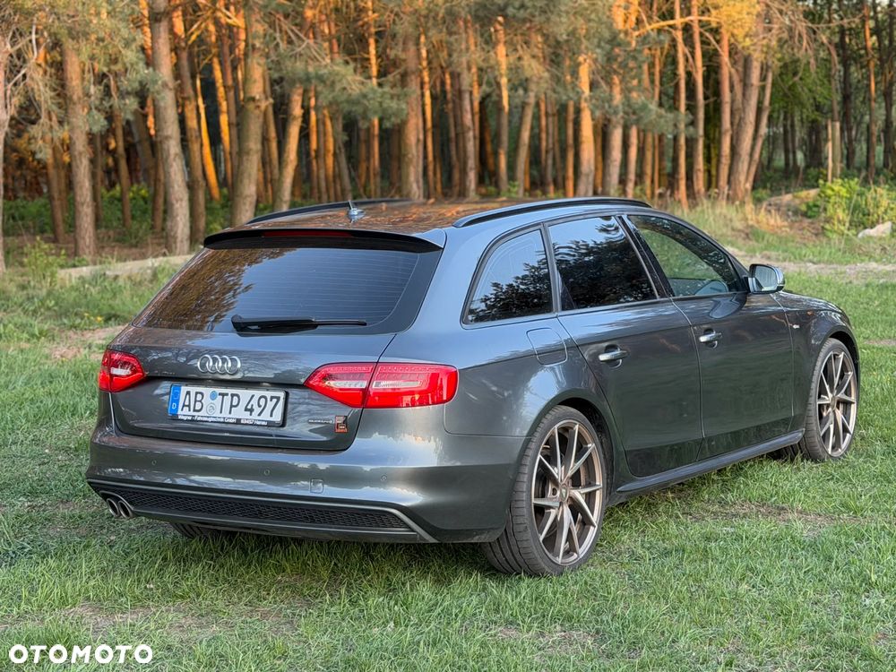 Audi A4 Avant 2.0 TDI DPF clean diesel quattro S tronic S line Sportpaket - 3