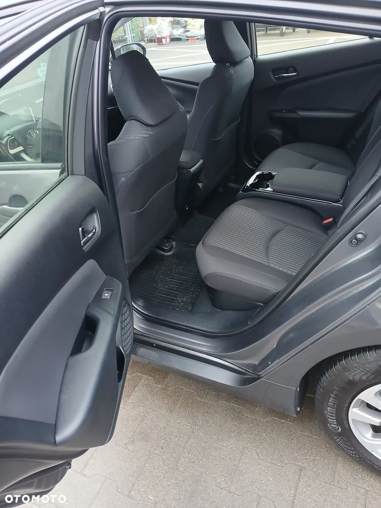 Toyota Prius 1.8 Hybrid Prestige - 12