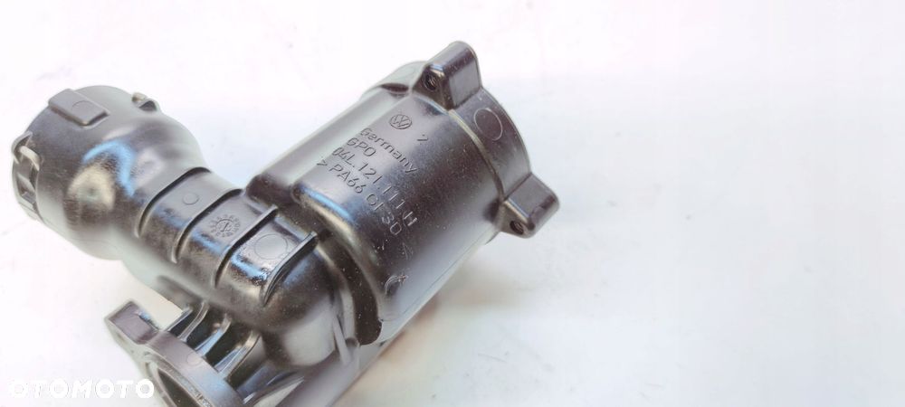 OBUDOWA TERMOSTATU AUDI A4 B9 A5 2.0 TDI 04L121111H - 4