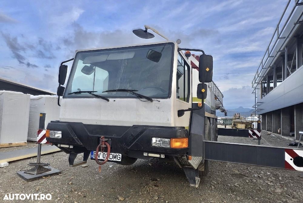 Liebherr - 3