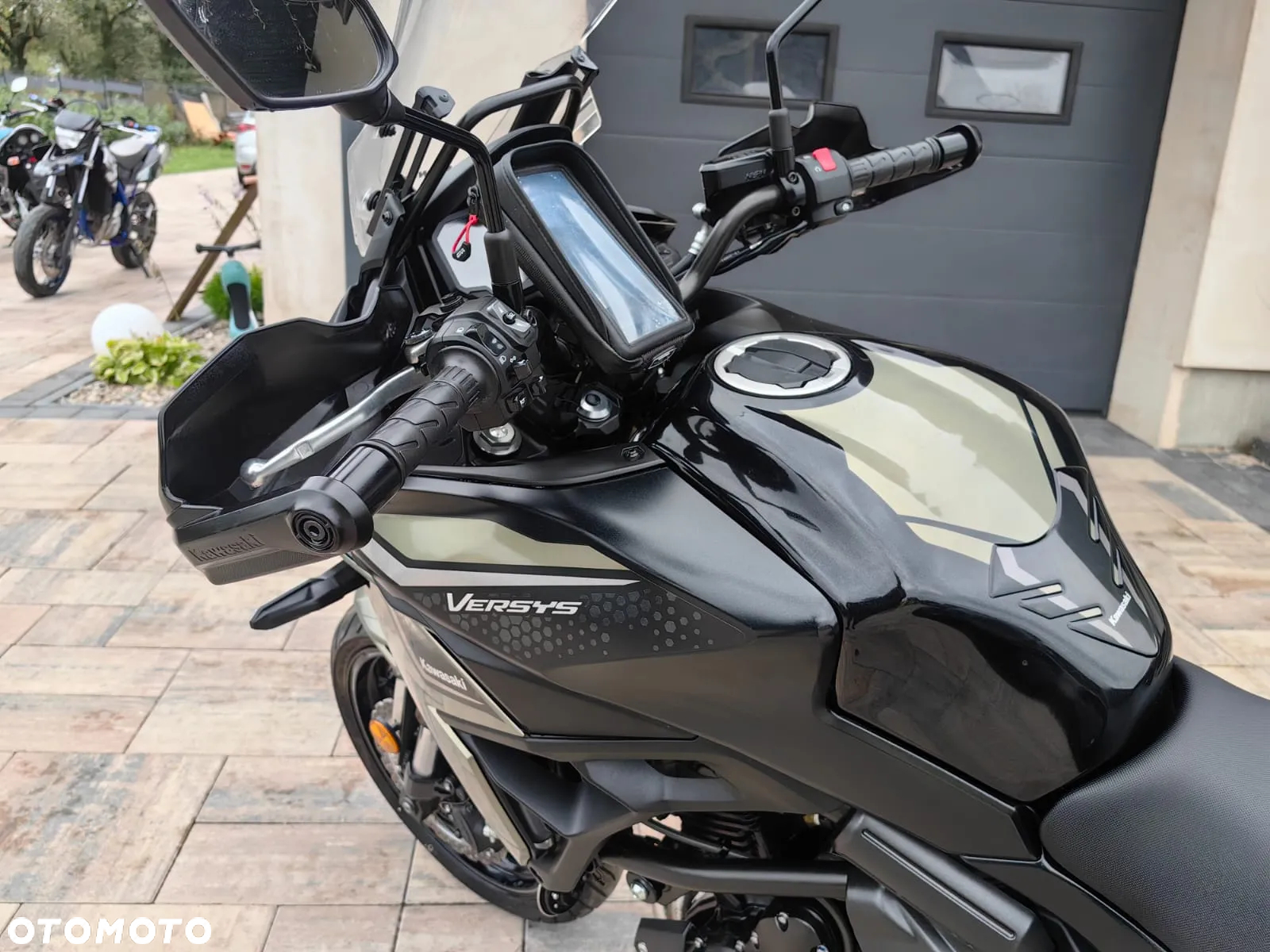 Kawasaki Versys 650 - 8