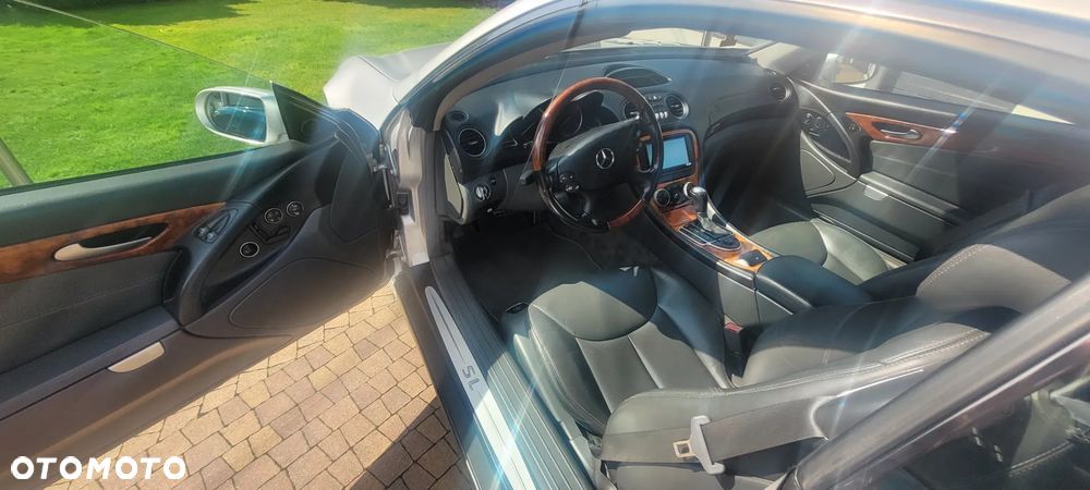 Mercedes-Benz SL 500 - 11