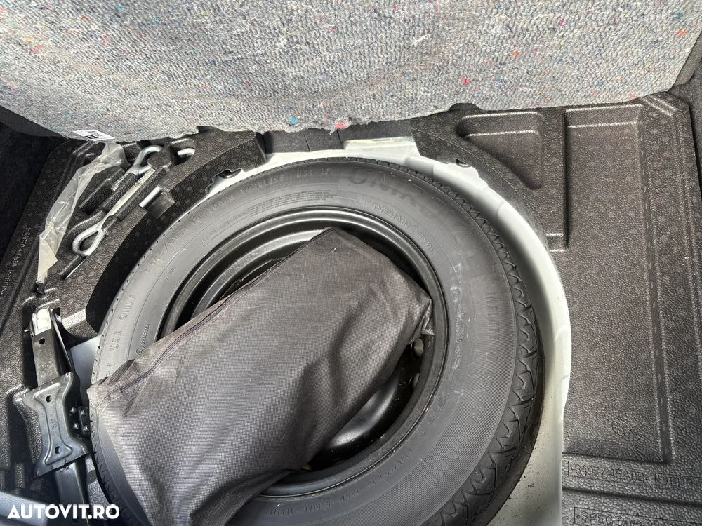 Nissan Qashqai 1.3 l MHEV Visia - 14