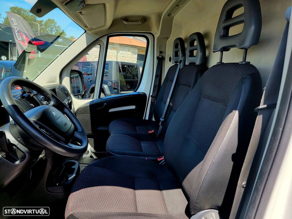 Peugeot Boxer 2.2 BlueHDi 330 L2H2 Premium - 12
