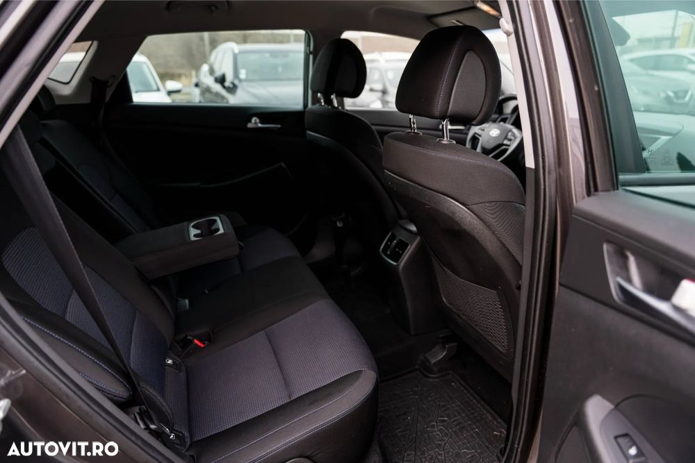 Hyundai Tucson 2.0 CRDI 2WD Style - 9