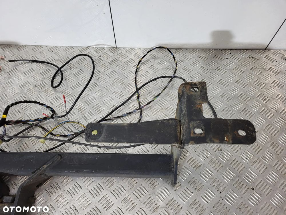 Suzuki Grand Vitara II Hak Holowniczy Belka Kula 3D - 2