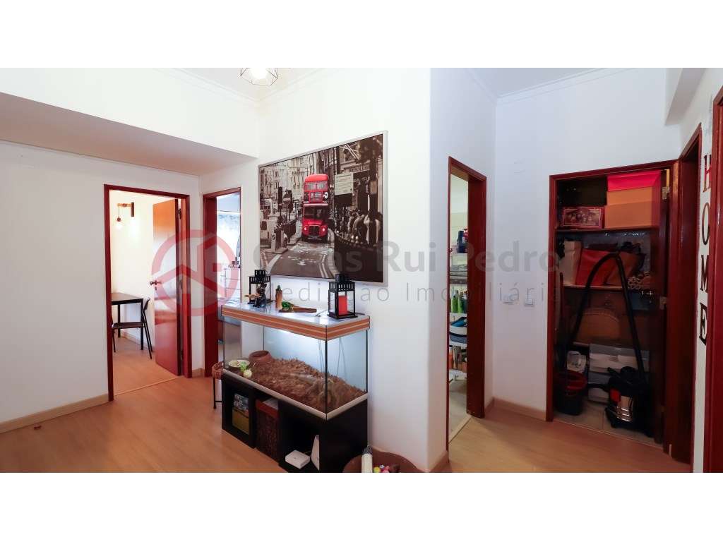 Apartamento remodelado T3 em prédio com elevador na Quinta do Rouxi... - Grande imagem: 5/20