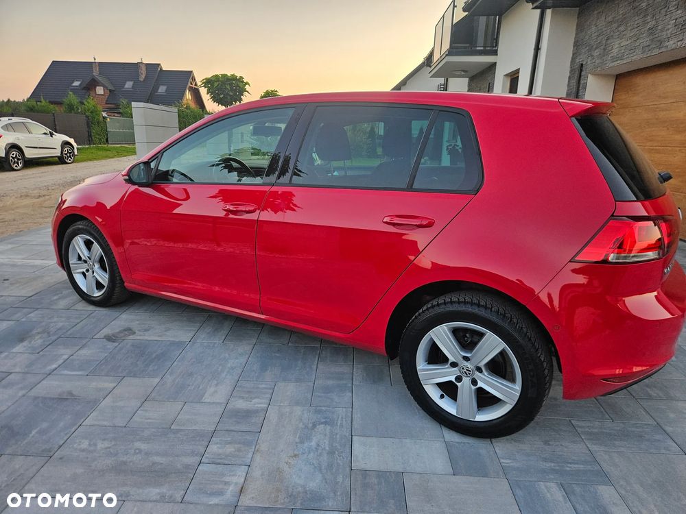 Volkswagen Golf 1.2 TSI BMT Trendline Perfectline - 11