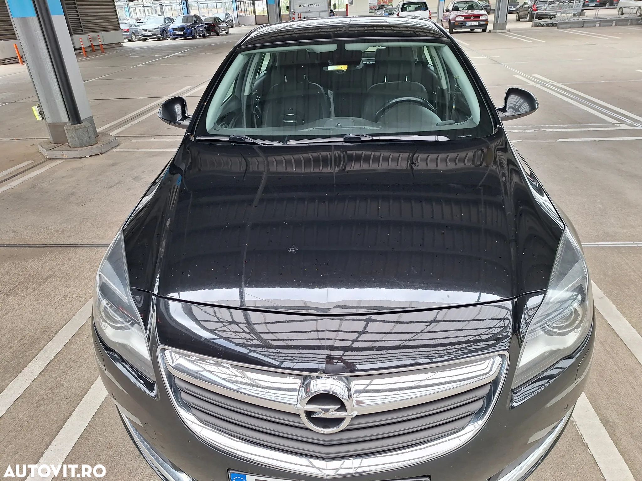 Opel Insignia - 1