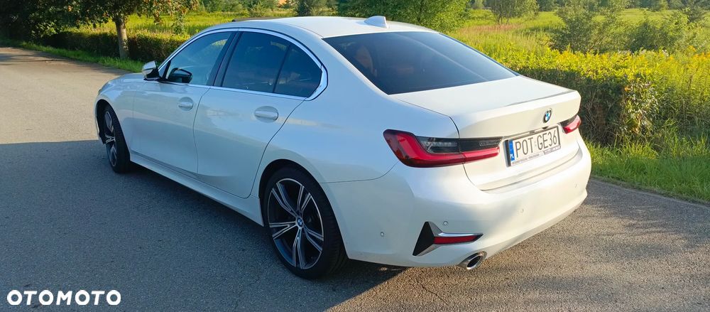 BMW Seria 3 320d Luxury Line sport - 9